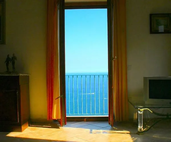 The Guardian Of Vakantiehuis Amalfi